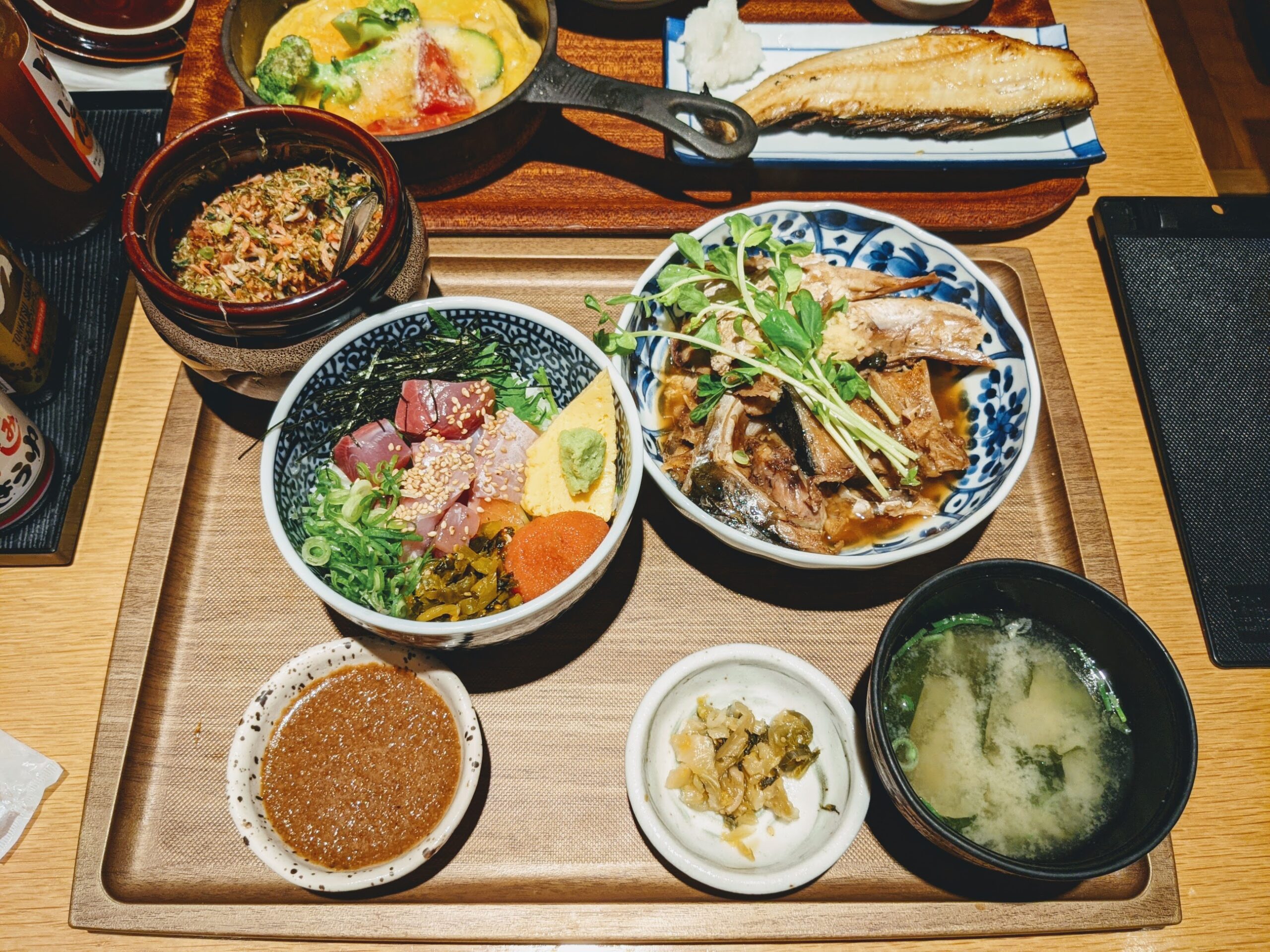 口コミ うみの食堂 天神駅直結 組み合わせ無限大 うみの定食 選べるおかず3品 好きなおかず3品 海鮮丼定食 福岡parco本館 B1f グルメトリップ